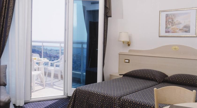 Hotel Caravelle&MiniCaravelle Jesolo Extérieur photo
